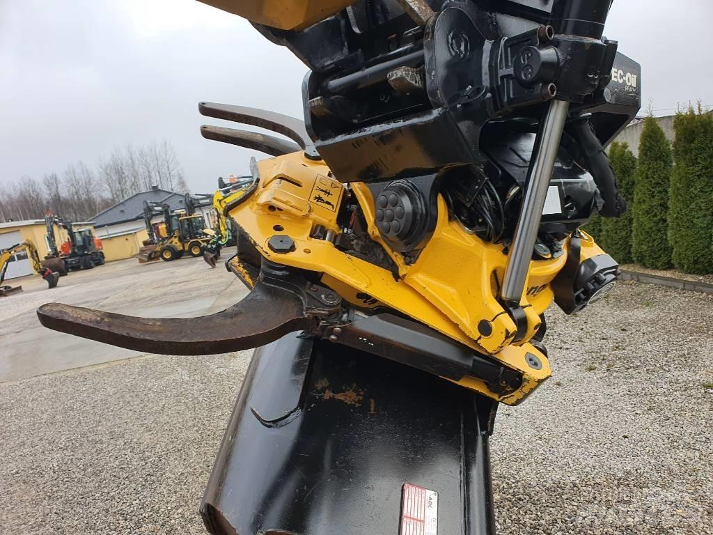 CAT M 318 F Bageri točkaši