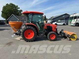 Kubota L2-452 Manji traktori