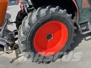 Kubota L2-452 Manji traktori