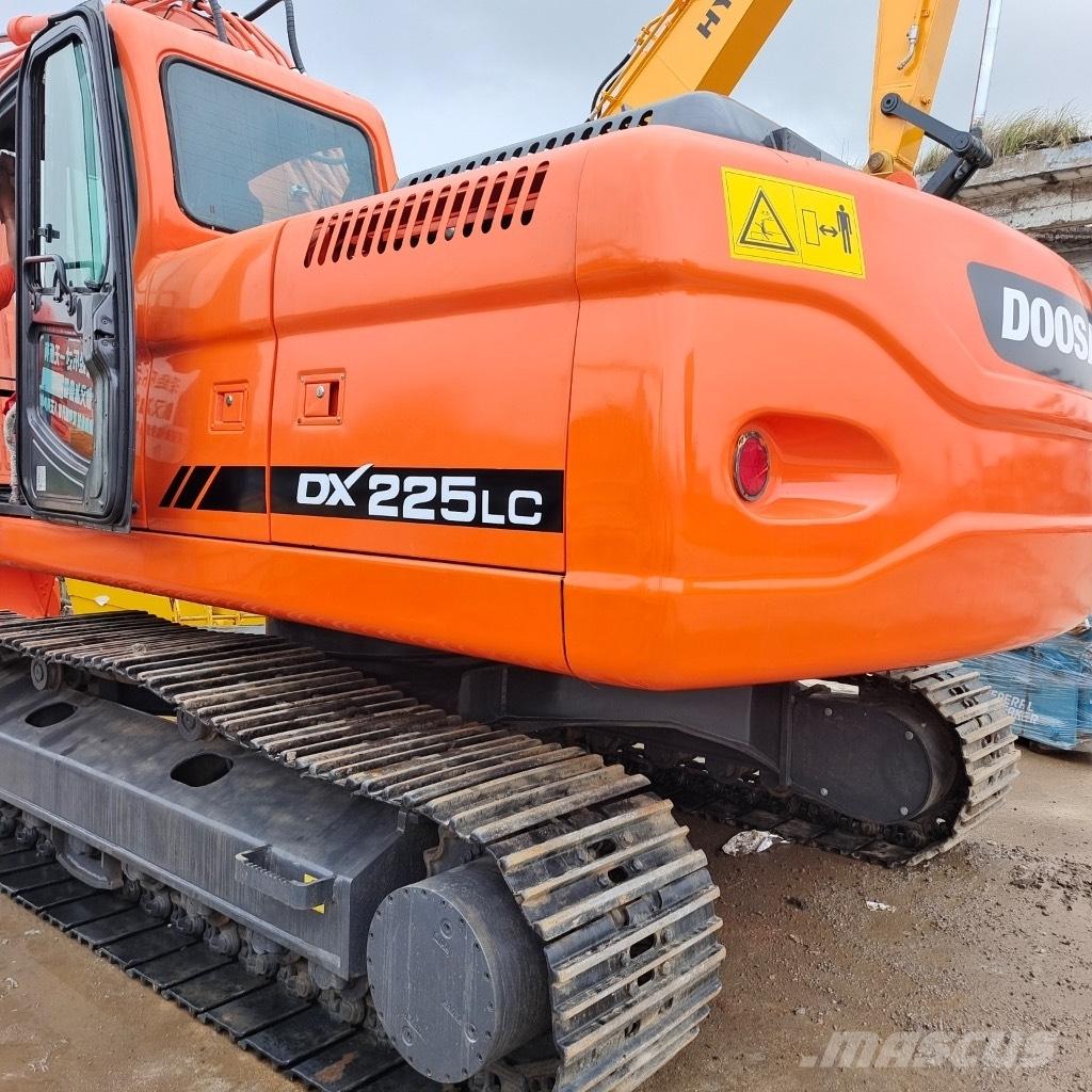 Doosan DX 225LC-9C Bageri guseničari