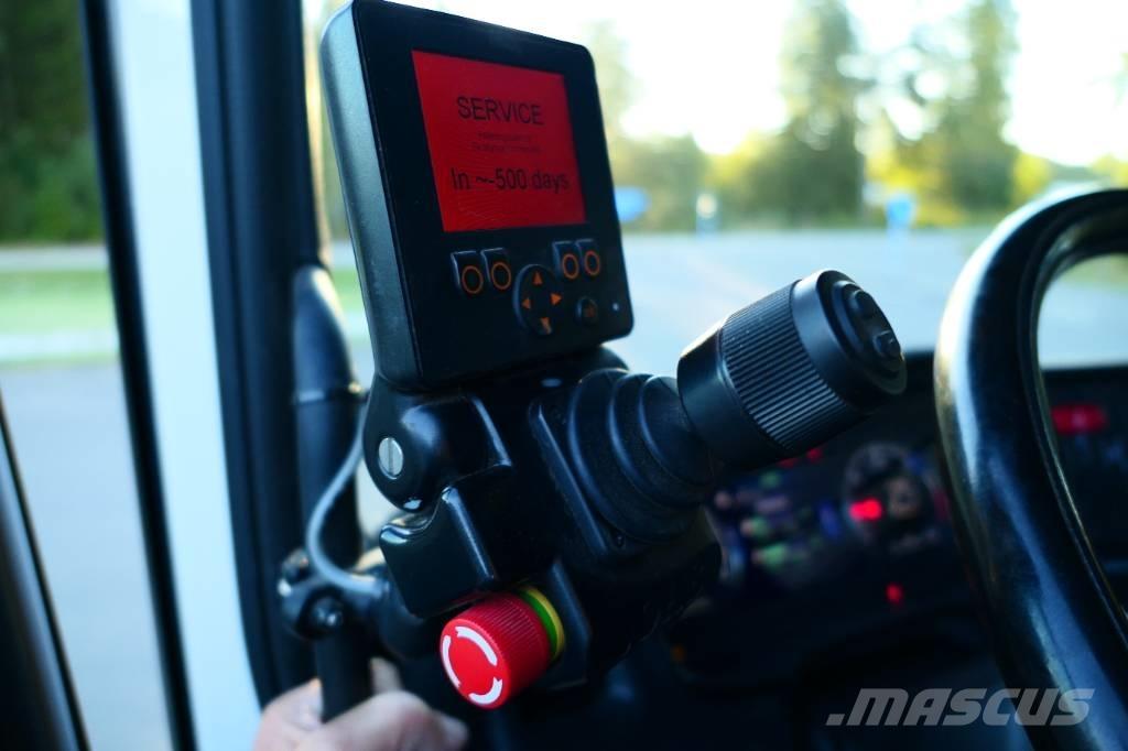 Scania R590B6x2nb Rol kiper kamioni sa kukom za podizanje tereta