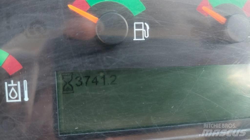 CAT 906 Utovarivači na točkove