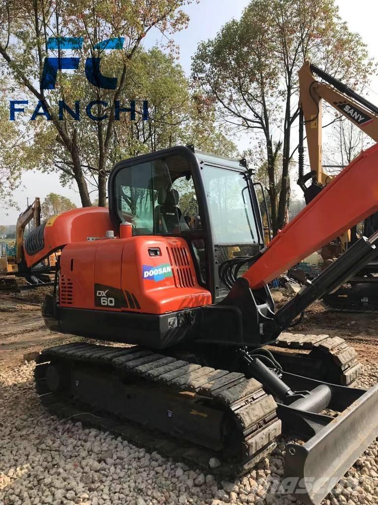 Doosan DX 60 Bageri guseničari