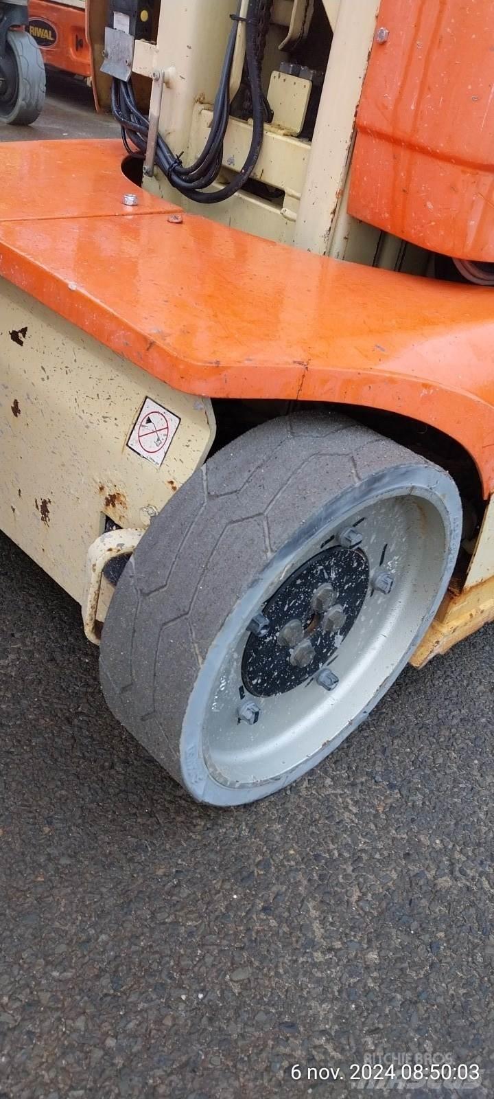 JLG T10E Ostali kranovi i platforme