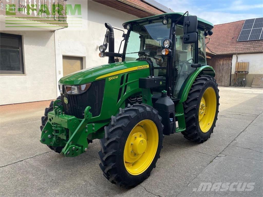 John Deere 5100m Traktori