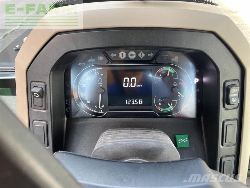 John Deere 5100m Traktori