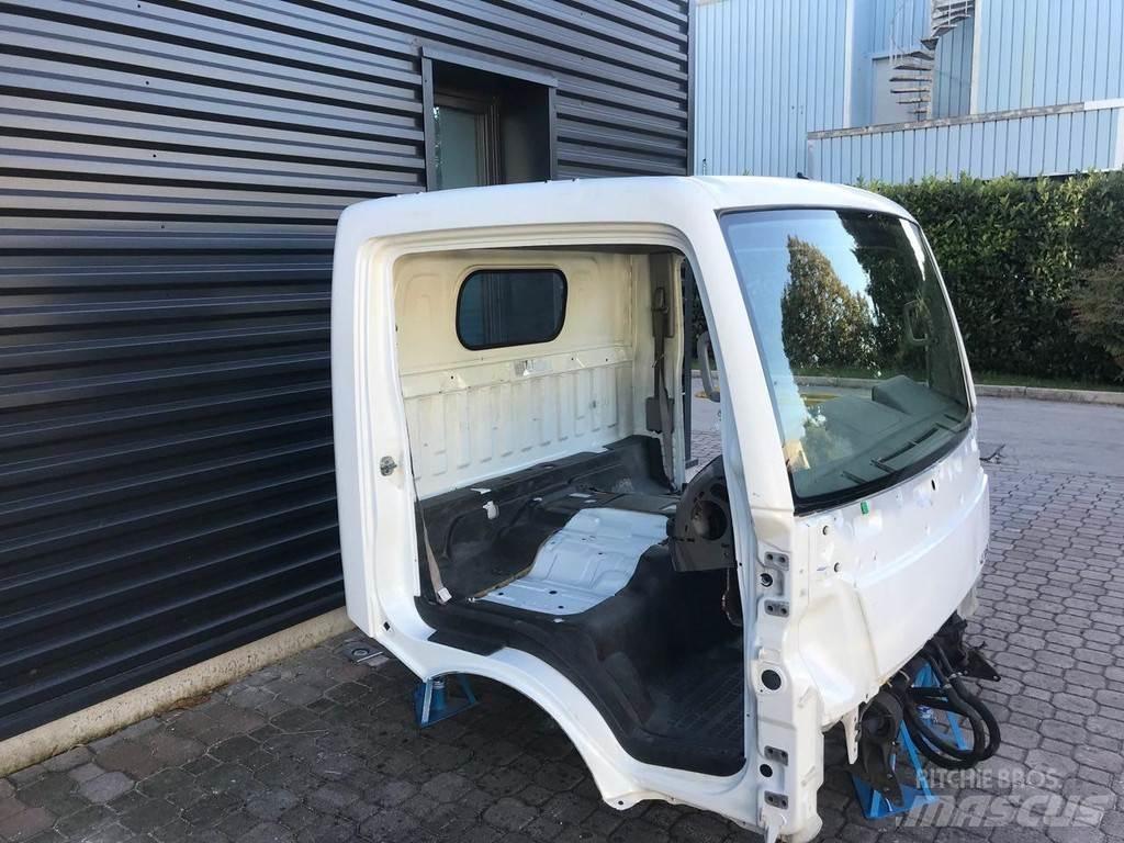 Renault Maxity Kabine i unutrašnjost
