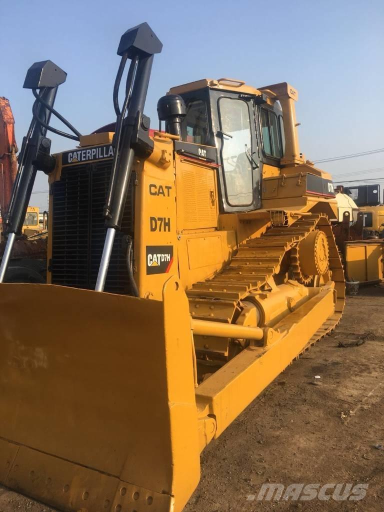 CAT D7H Buldožeri guseničari
