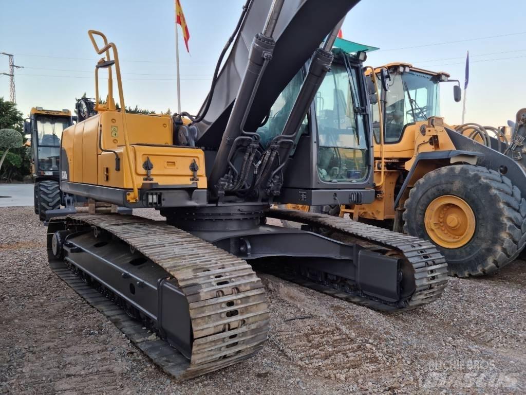 Volvo EC 240 C Bageri guseničari