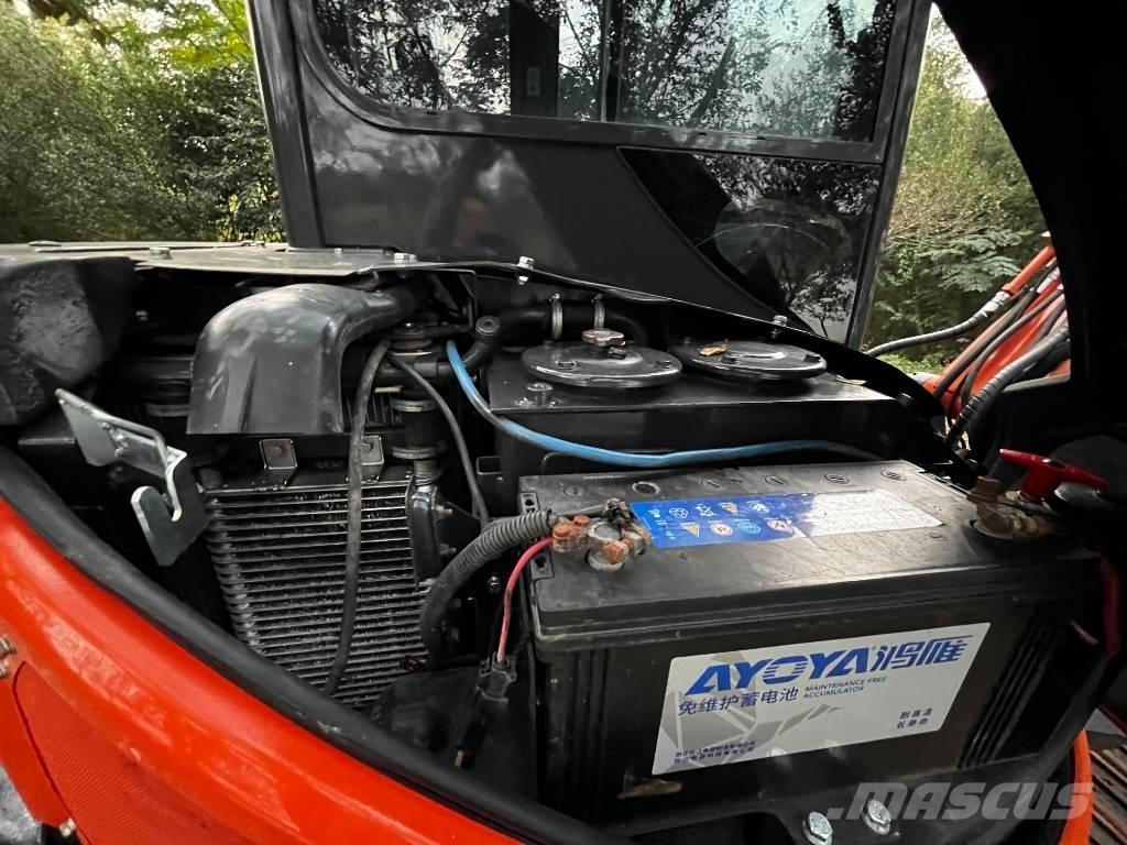 Hitachi ZX 50 U Mini bageri < 7t