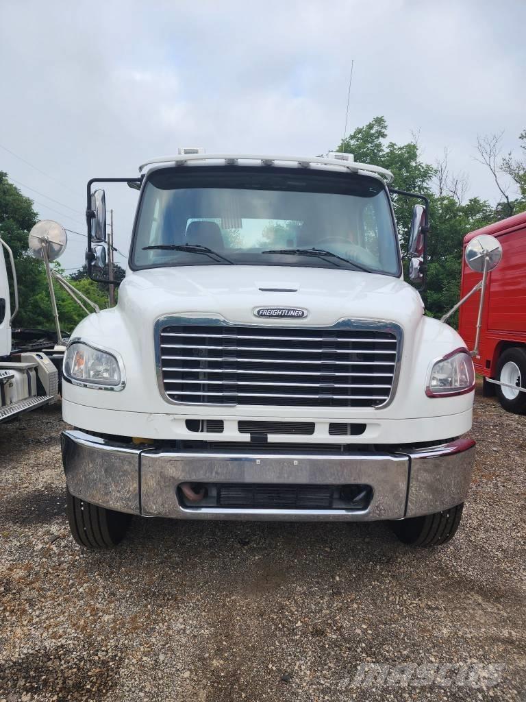 Freightliner M2 Tegljači
