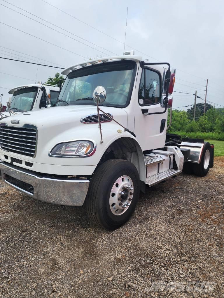 Freightliner M2 Tegljači