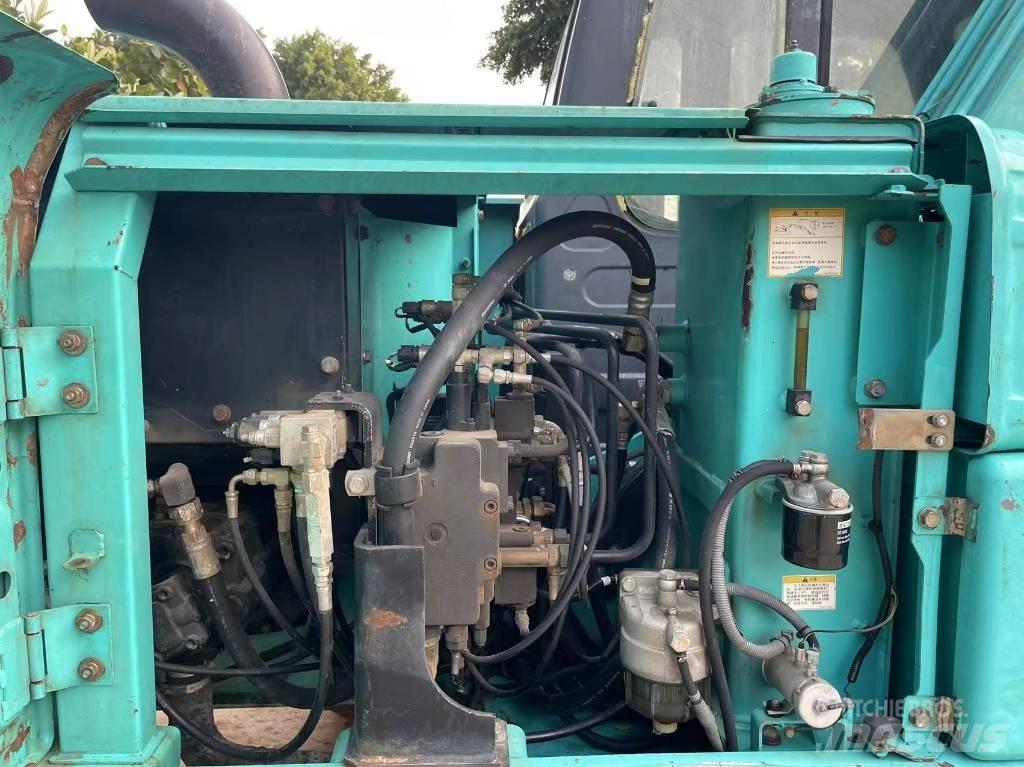 Kobelco SK 75 Bageri guseničari