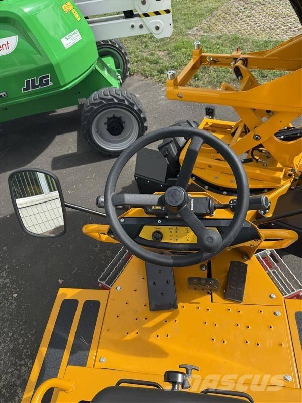 Thwaites MACH2071 Zglobni damperi
