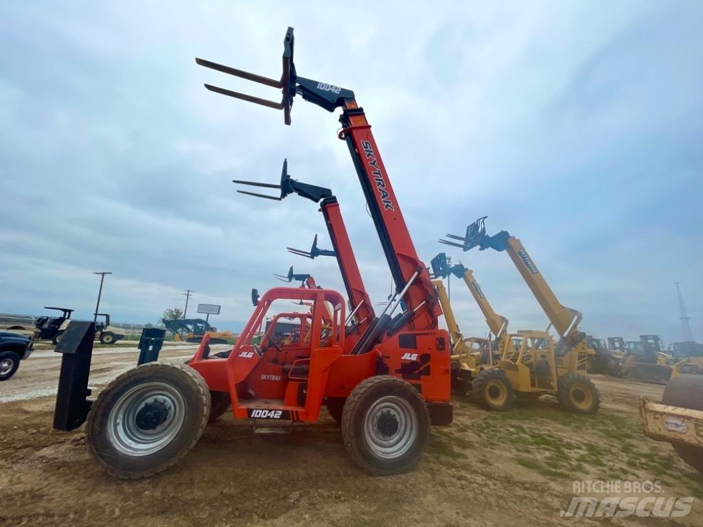 JLG 10042 Teleskopski viljuškari