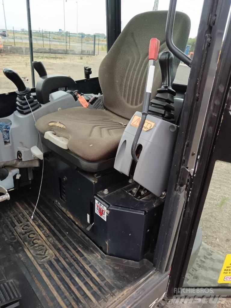 Kubota U 27-4 Mini bageri < 7t