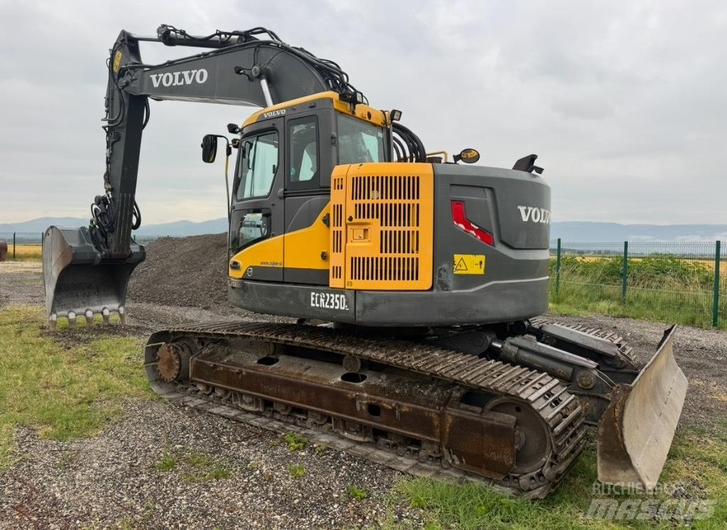Volvo ECR235DL Bageri guseničari