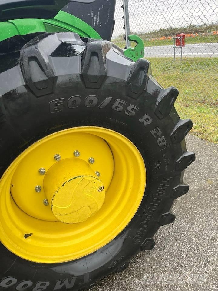 John Deere 6 R 165 Traktori