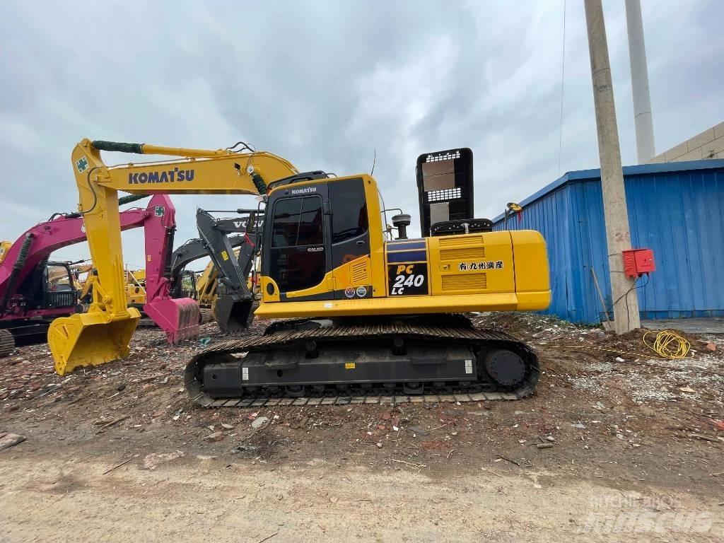 Komatsu PC 240 Bageri guseničari