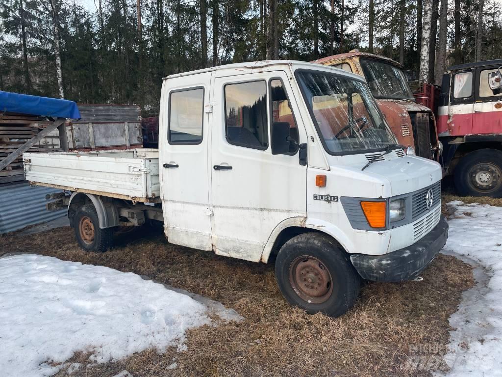 Mercedes-Benz 309D Sanduk kombiji