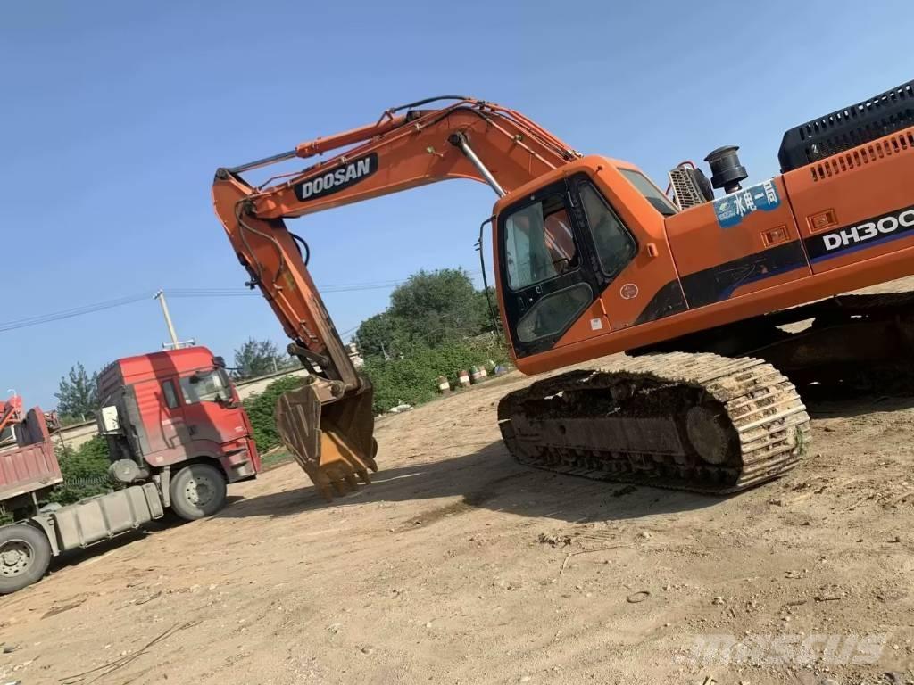 Doosan DH300 Bageri guseničari