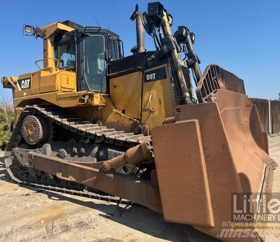 CAT D 9 T Buldožeri guseničari