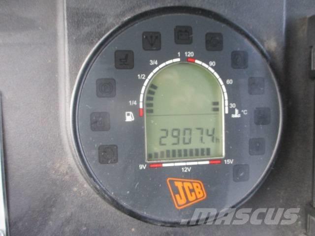 JCB VM 132  VM 137 Nabijači zemlje