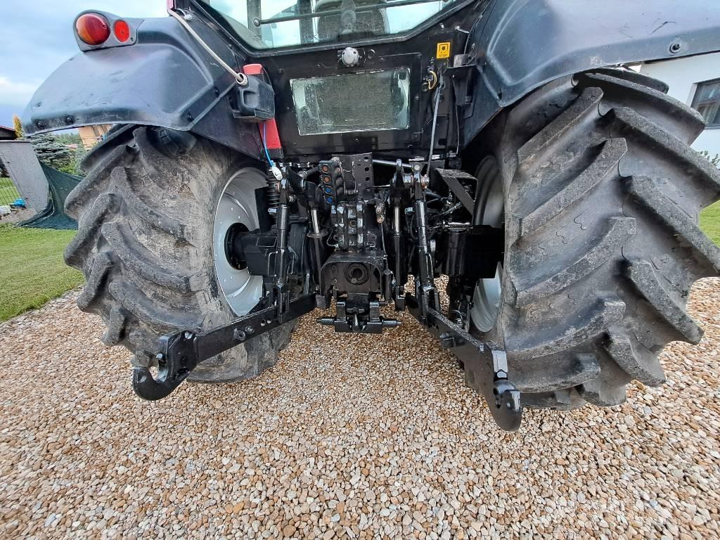 Valtra N 121 Traktori