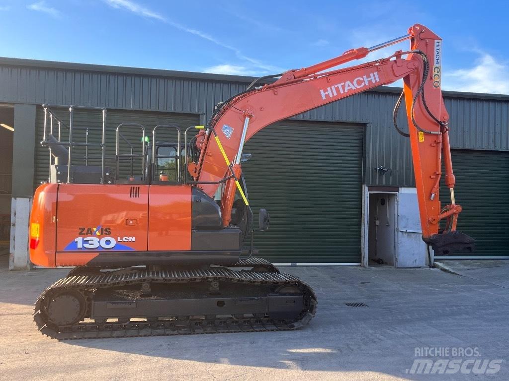 Hitachi Zx130-6 Bageri guseničari