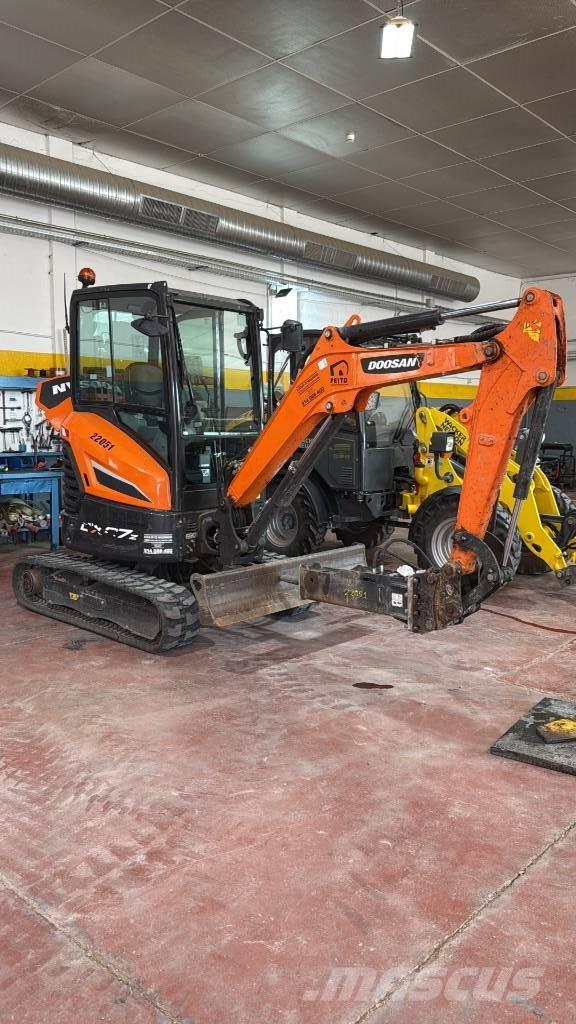 Doosan DX 27 Z Mini bageri < 7t