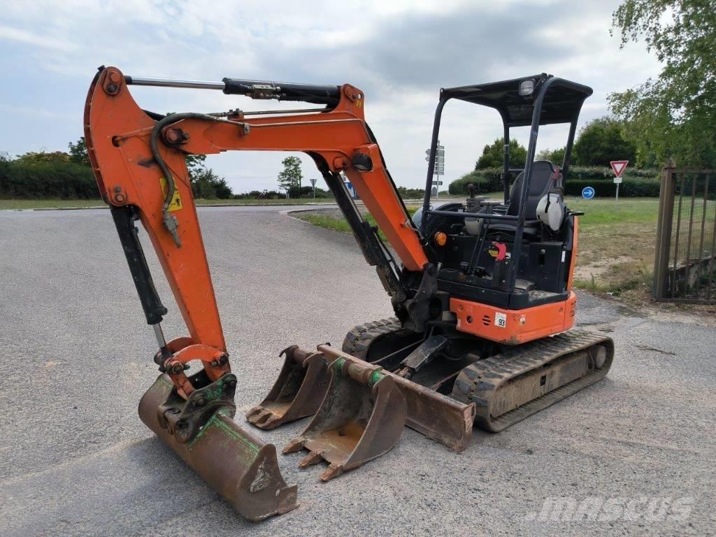 Hitachi ZX 26 U-5A Mini bageri < 7t