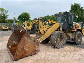 CAT 930 K Utovarivači na točkove