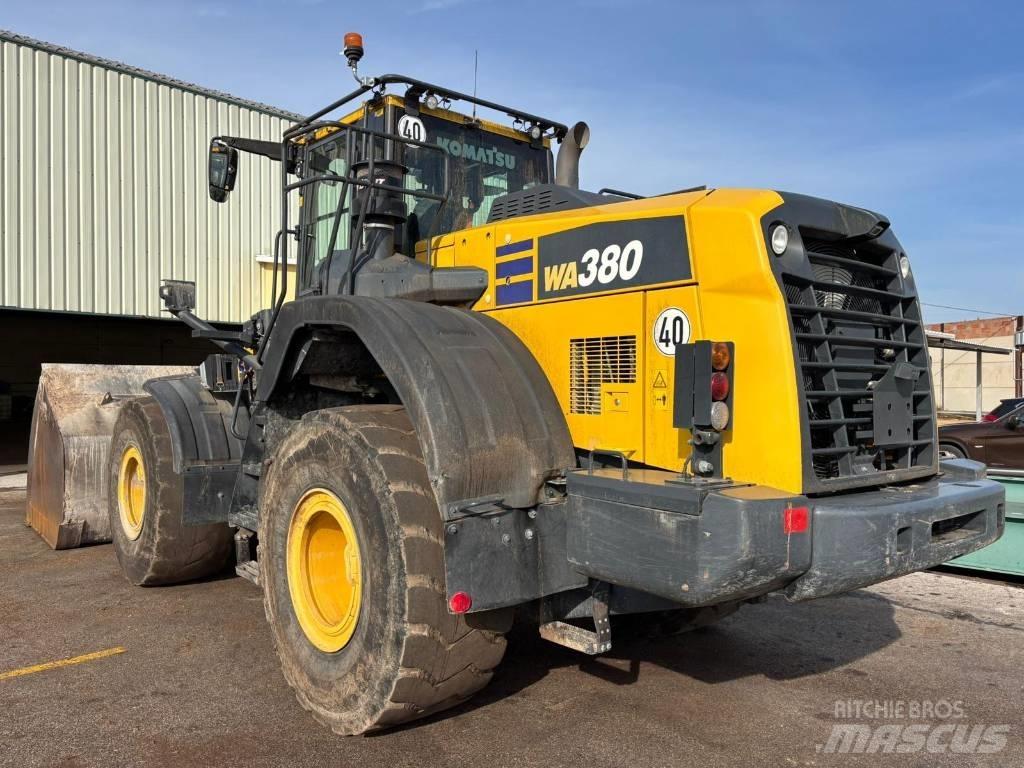 Komatsu WA 380-8 Utovarivači na točkove