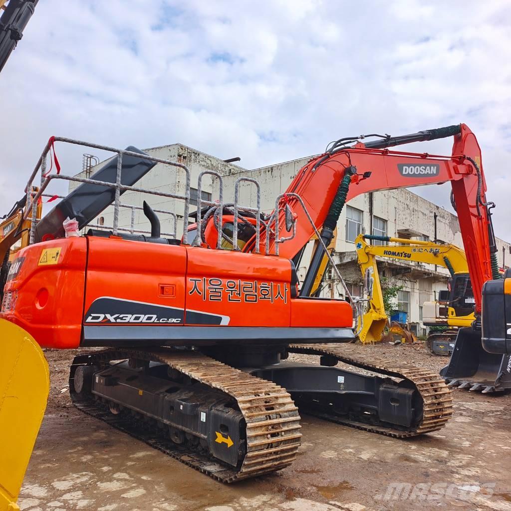 Doosan DX 300LC-9C Bageri guseničari