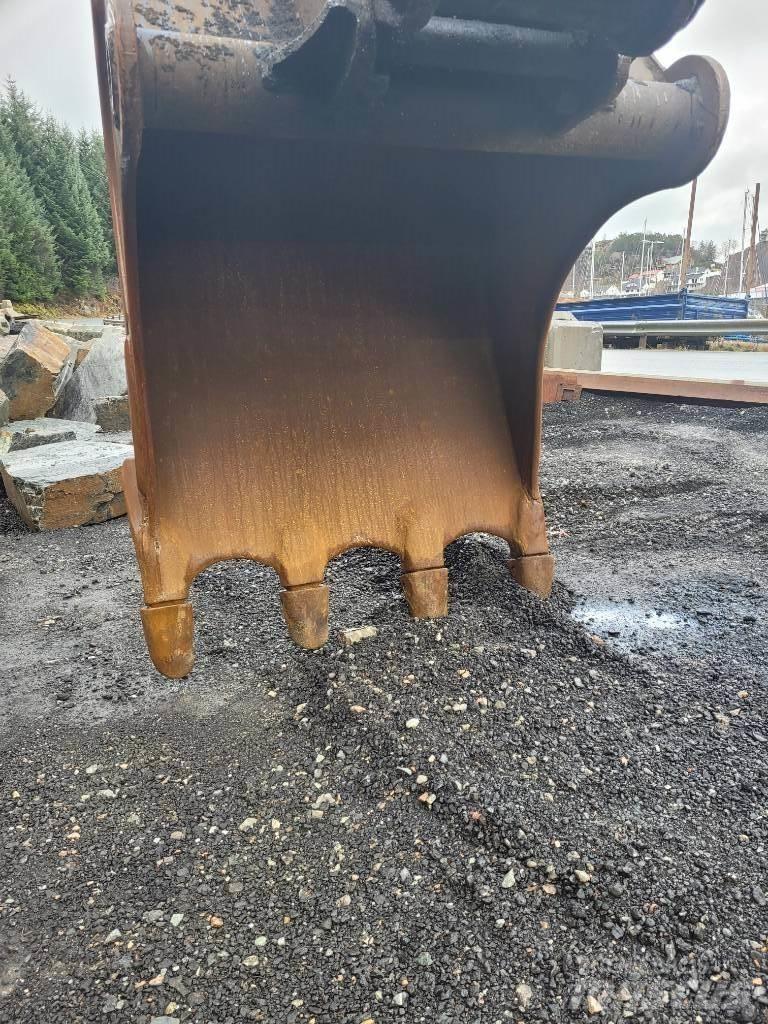 Volvo EC 240 Bageri guseničari