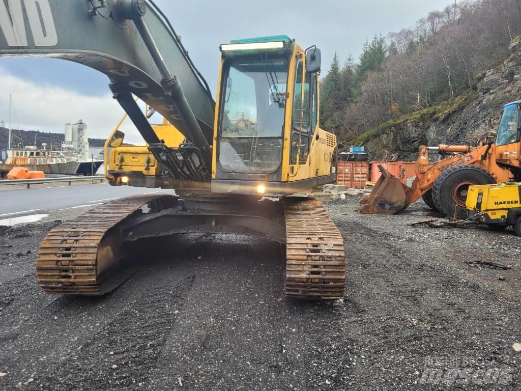 Volvo EC 240 Bageri guseničari
