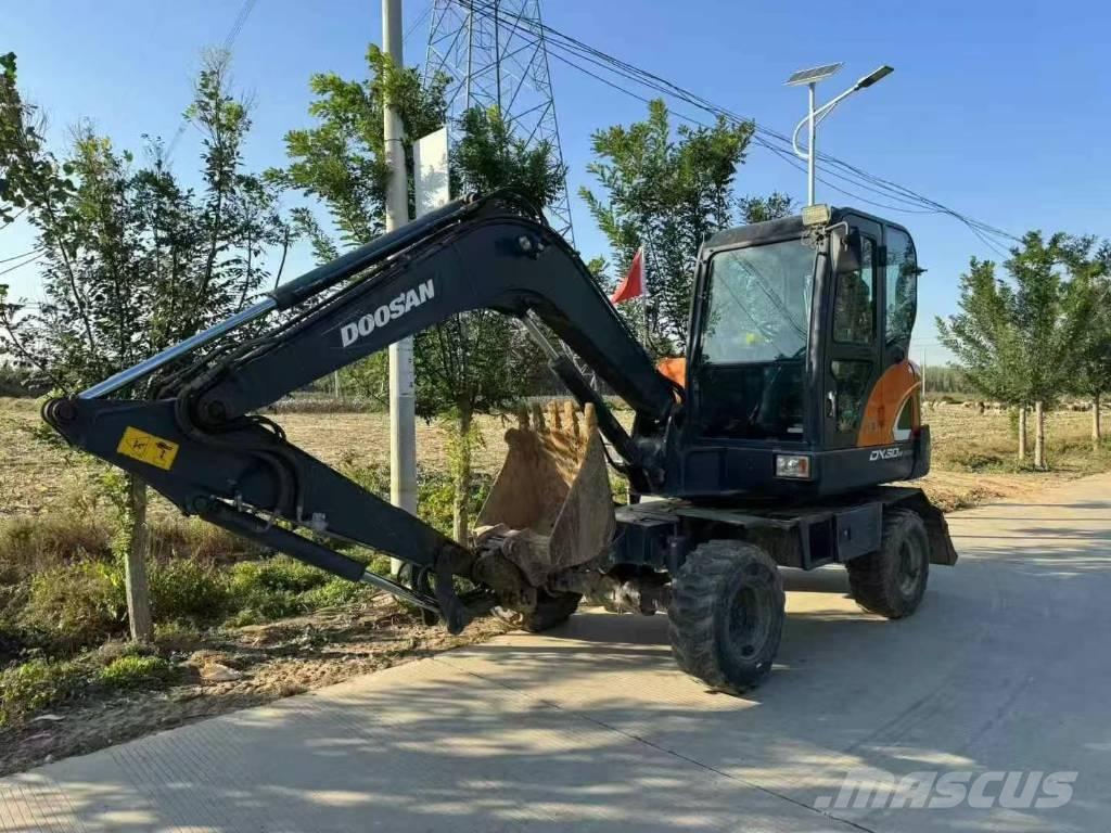 Doosan DX 60 Mini bageri < 7t
