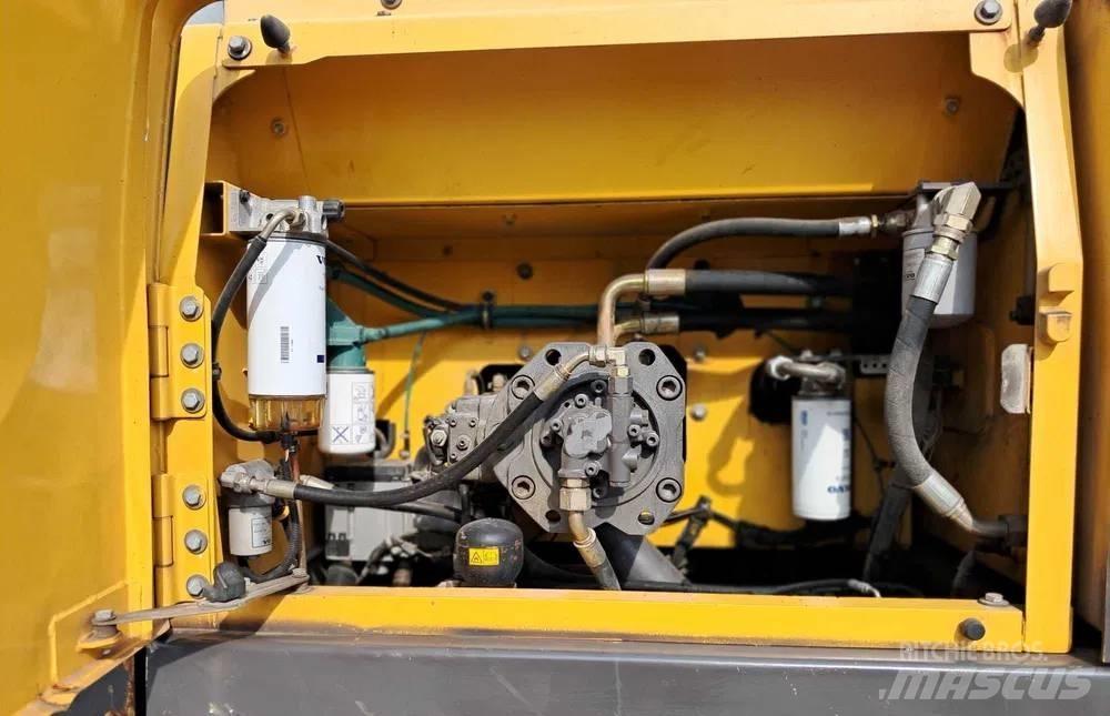 Volvo EC 300 D L Bageri guseničari