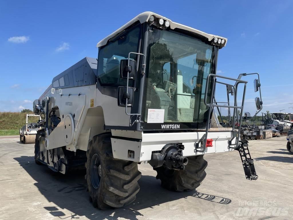Wirtgen WR 240I Mašine za reciklažu asfalta