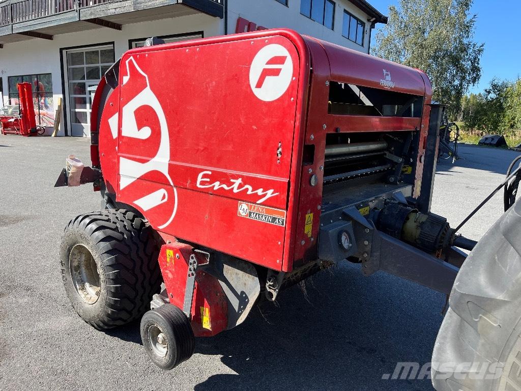Feraboli Entry 120 Prese/balirke za rolo bale
