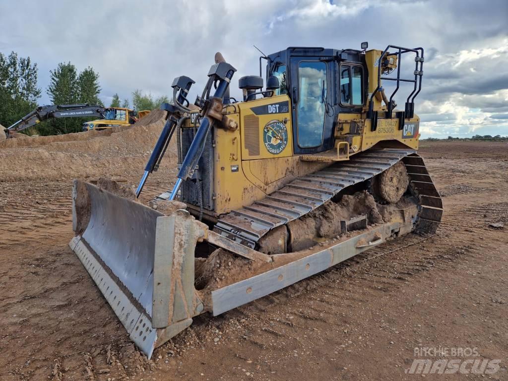 CAT D 6 T LGP Buldožeri guseničari