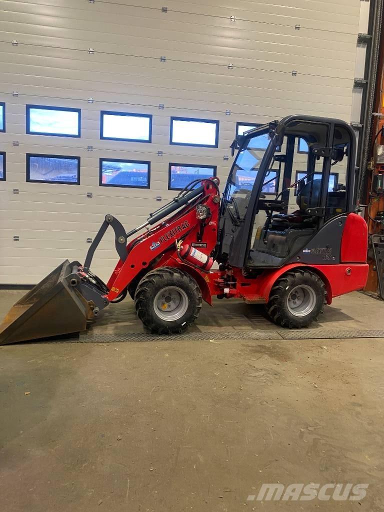 Flexitrac 1126 Cab Traktori