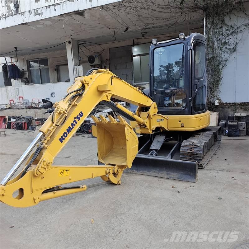Komatsu PC 40 Mini bageri < 7t