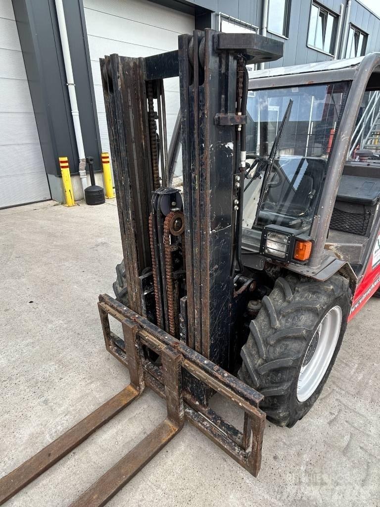 Manitou MH 25.4 Vanterenski viljuškar
