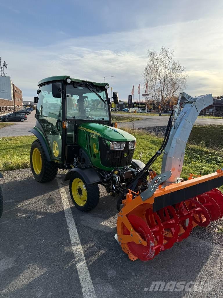 John Deere 2032 R Manji traktori