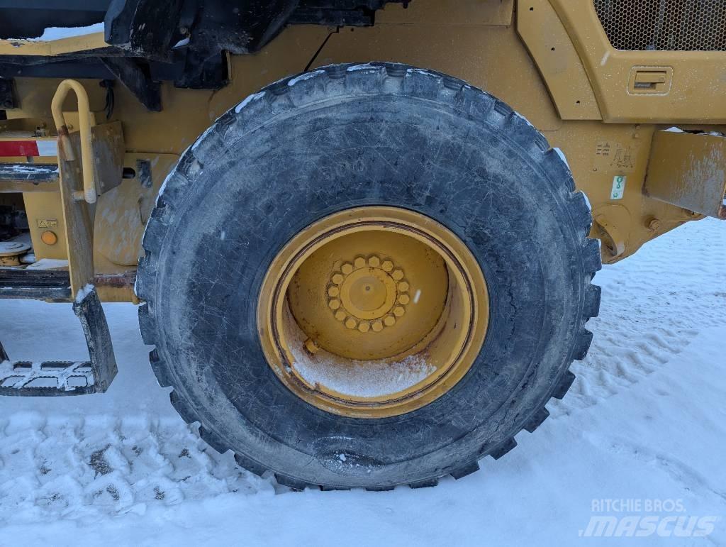CAT 930 K Utovarivači na točkove