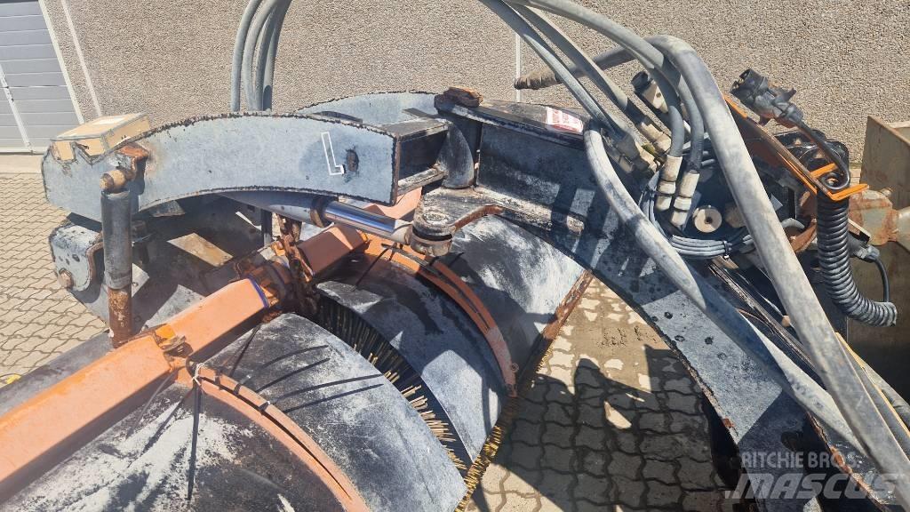  kost 335cm Ostale mašine za put i sneg