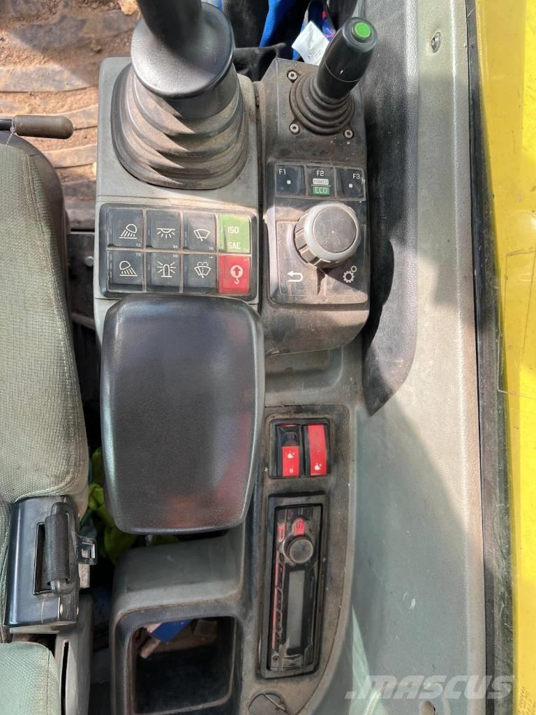 Neuson EZ 80 Midi bageri 7t – 12t