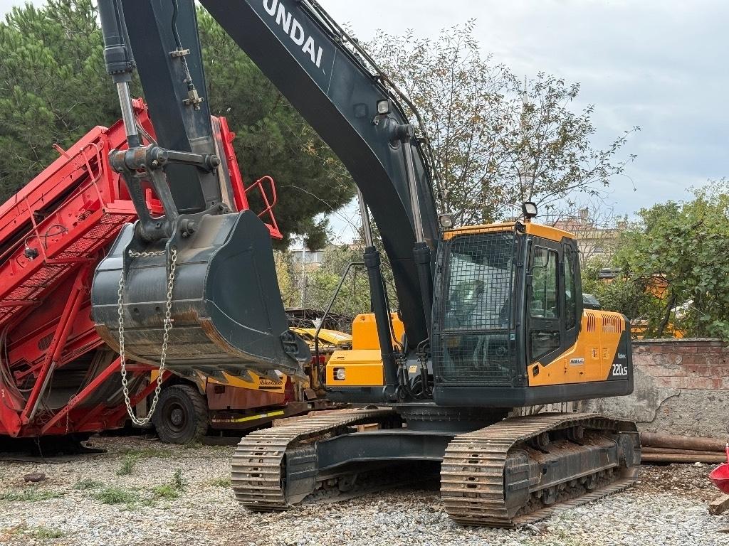 Hyundai Robex 220 LS Bageri guseničari