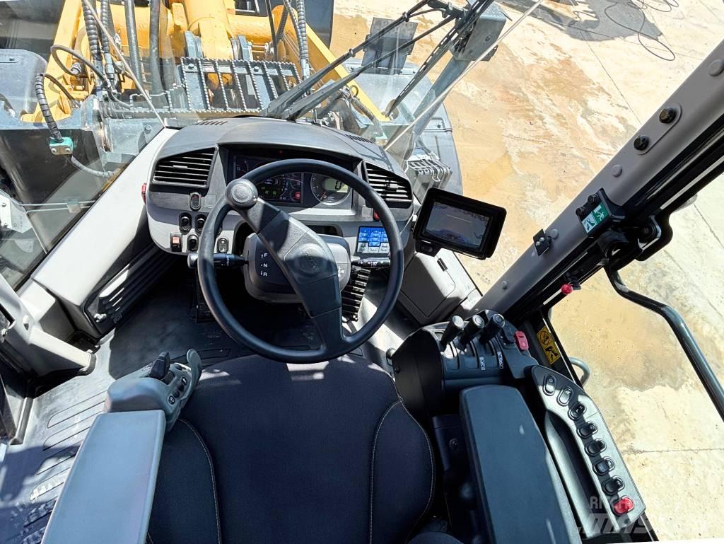 Komatsu WA380-8E0 Utovarivači na točkove
